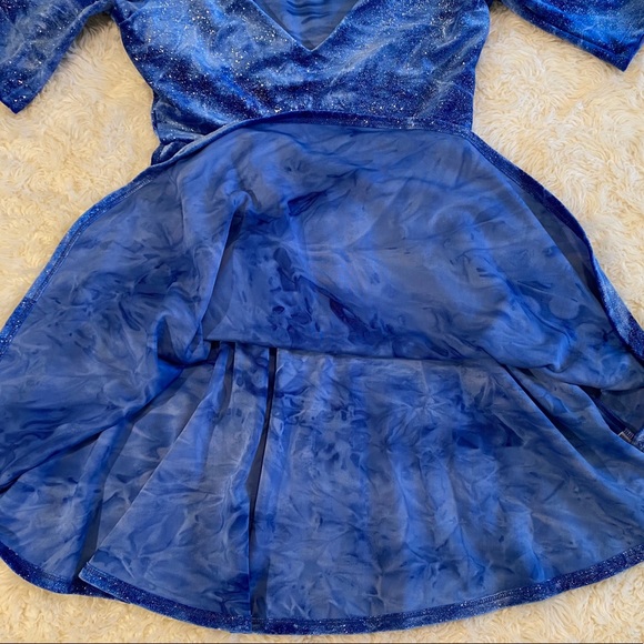 American Apparel • Shiny Velvet Keyhole Dress - Picture 6 of 12